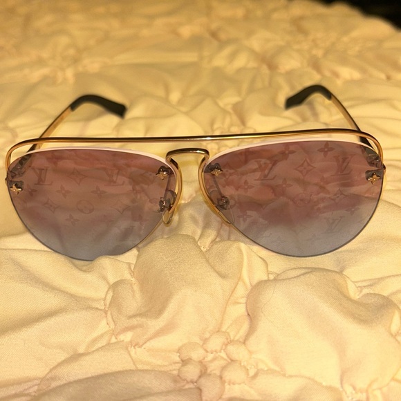 Louis Vuitton Grease Mask Gradient Aubergine Monogram Sunglassess - Picture 2 of 14